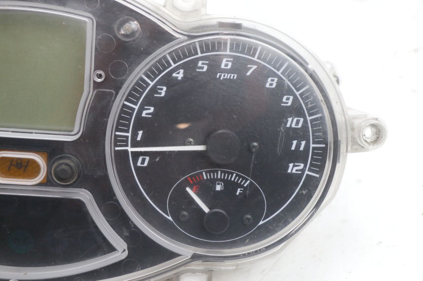 photo de LICZNIK PIAGGIO MP3 125 (2006 - 2014) - Widok ogólny