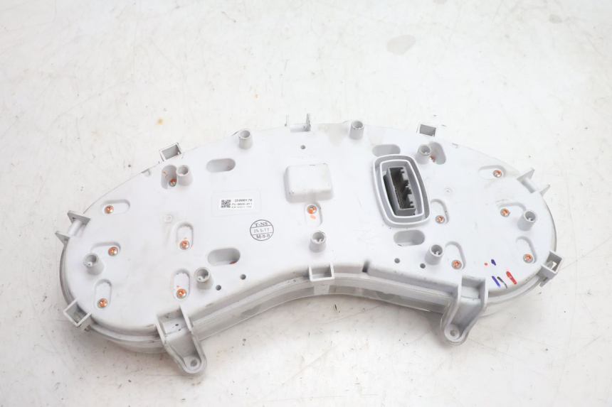 photo de LICZNIK PIAGGIO MP3 500 (2016 - 2018) - Widok produktu