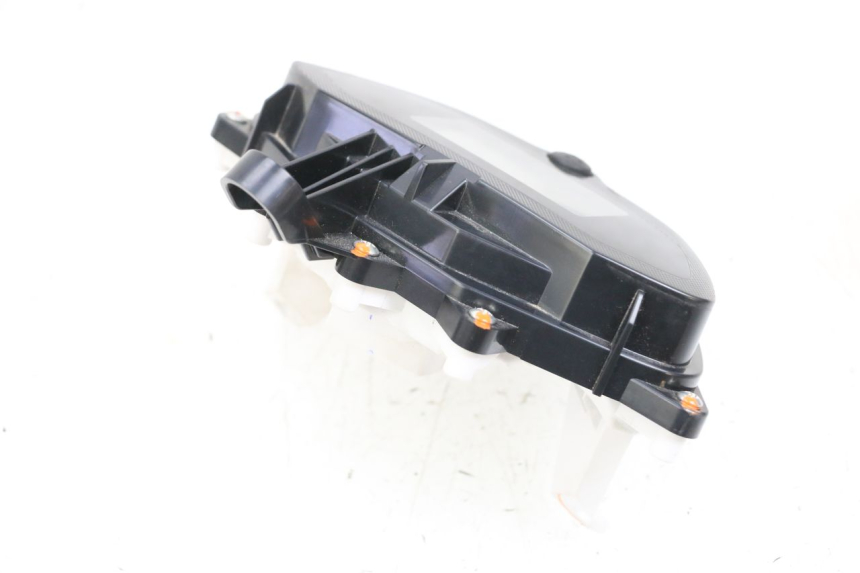 photo de LICZNIK YAMAHA NEO'S CORE 1 (2022 - 2026) - Widok z bliska