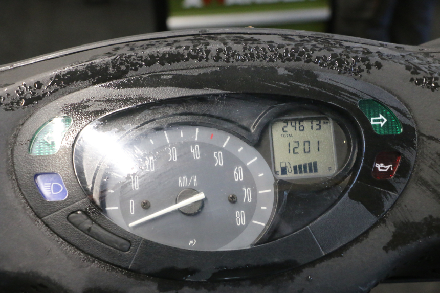 photo de LICZNIK YAMAHA NEO'S NEOS 2T 50 (1998 - 2007) - Zoom stanu zużycia