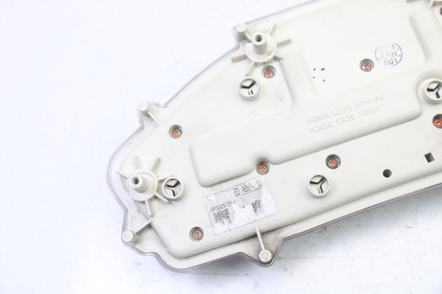 photo de LICZNIK HONDA NTV DEAUVILLE ABS 700 (2007 - 2016) - Szczegóły charakterystyczne