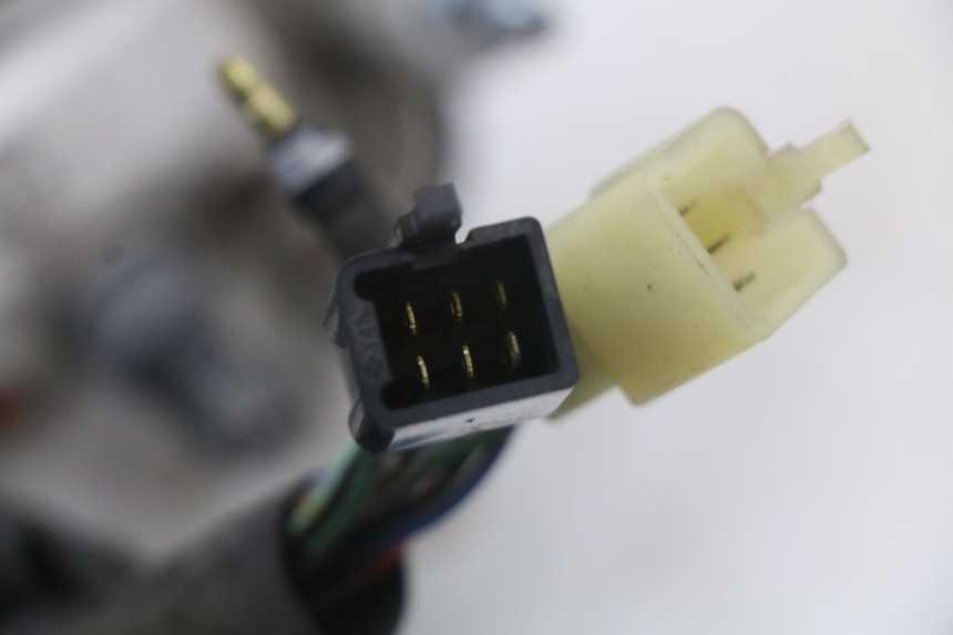 photo de LICZNIK HONDA NTV DEAUVILLE 650 (1998 - 2001) - Zbliżenie komponentów