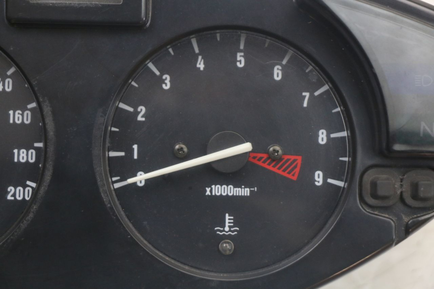 photo de LICZNIK HONDA NTV DEAUVILLE 650 (1998 - 2001) - Inny kąt widzenia