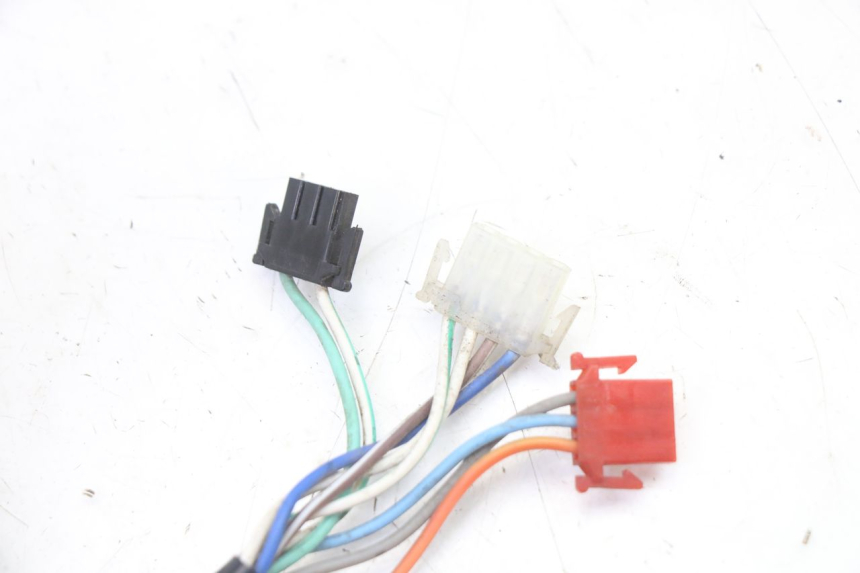 photo de LICZNIK SYM ORBIT 2 4T 50 (2008 - 2017) - Stan powierzchni