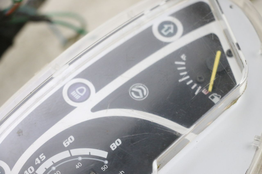 photo de LICZNIK SYM ORBIT 2 4T 50 (2008 - 2017) - Zbliżenie techniczne