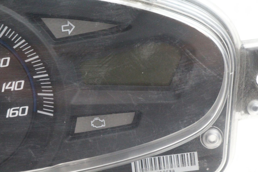 photo de LICZNIK HONDA PCX (JF28) 125 (2009 - 2011) - Inny kąt widzenia