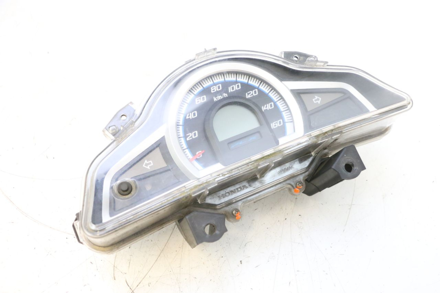 photo de LICZNIK HONDA PCX (JF57/JF64) 125 (2014 - 2018) - Kontrola wizualna