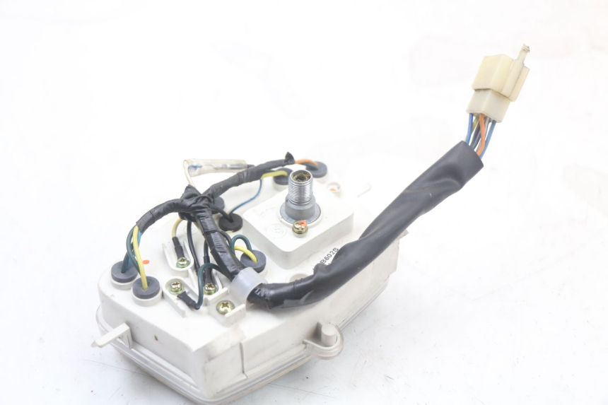 photo de LICZNIK PEUGEOT KISBEE 2T 50 (2010 - 2017) - Punkty mocowania