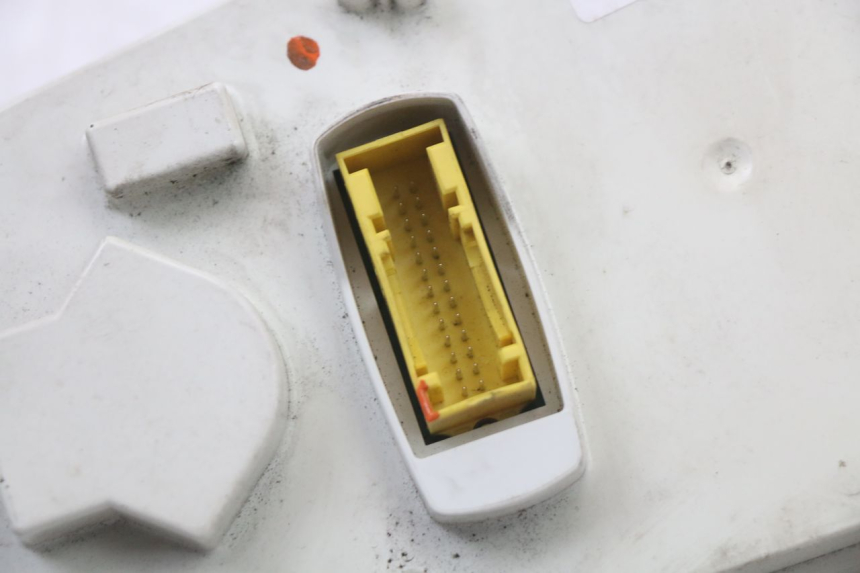 photo de LICZNIK PEUGEOT SATELIS 125 (2010 - 2012) - Oznaczenia i referencje