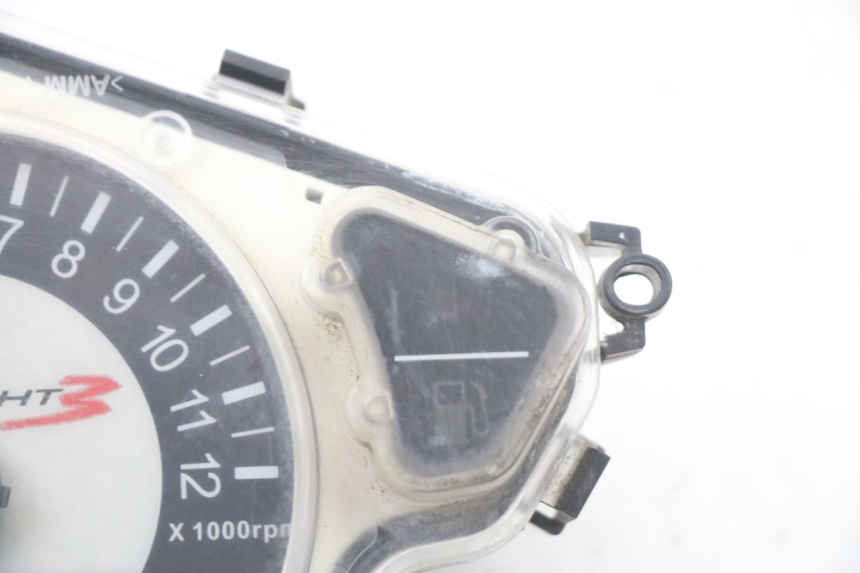 photo de LICZNIK PEUGEOT SPEEDFIGHT 3 LC 2T 50 (2009 - 2015) - Widok ogólny