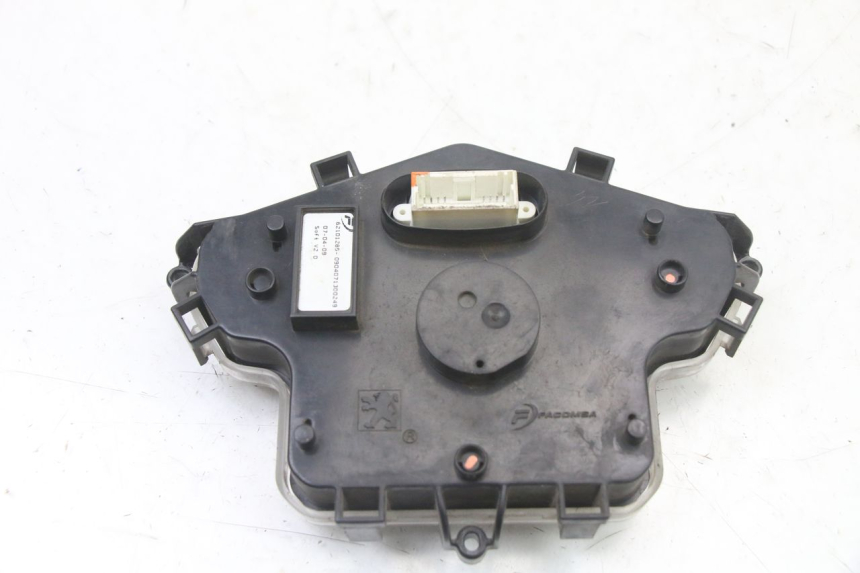 photo de LICZNIK PEUGEOT SPEEDFIGHT 3 LC 2T 50 (2009 - 2015) - Stan powierzchni