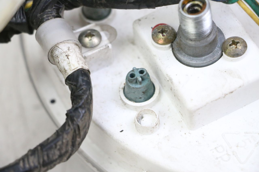 photo de LICZNIK PEUGEOT TWEET 4T 50 (2014 - 2019) - Inny kąt widzenia