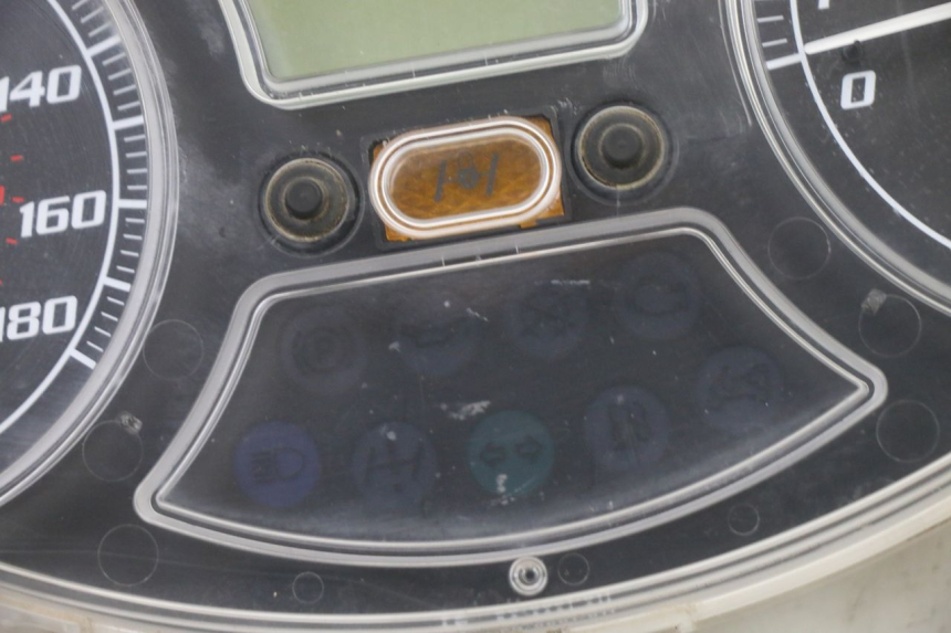 photo de LICZNIK PIAGGIO MP3 LT 400 (2007 - 2012) - Widok ogólny