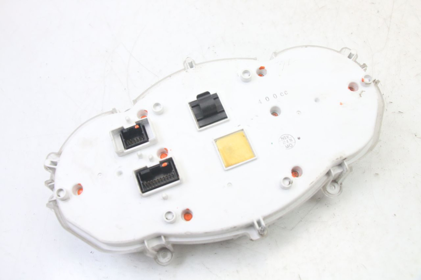 photo de LICZNIK PIAGGIO MP3 LT 400 (2007 - 2012) - Stan powierzchni