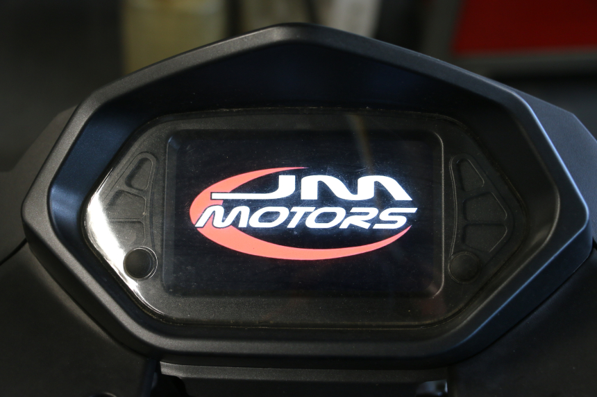photo de LICZNIK JM MOTORS R-MAX TECH 50 (2024 - 2026) - Zbliżenie techniczne