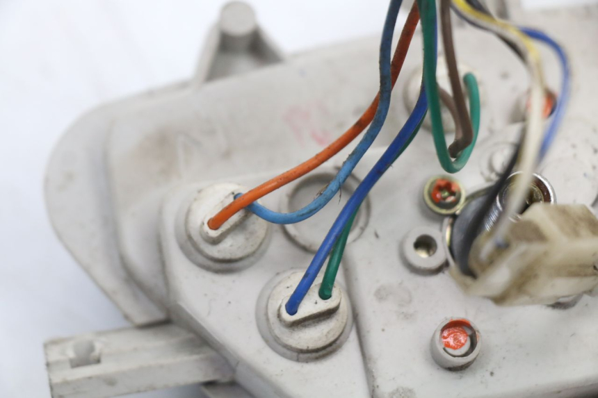 photo de LICZNIK TNT MOTOR ROMA 10' 4T 50 (2007 - 2018) - Punkty mocowania