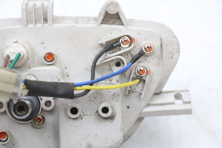 photo de LICZNIK TNT MOTOR ROMA 10' 4T 50 (2007 - 2018) - Stan powierzchni