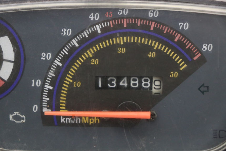 photo de LICZNIK TNT MOTOR ROMA 10' 4T 50 (2019 - 2022) - Zoom stanu zużycia