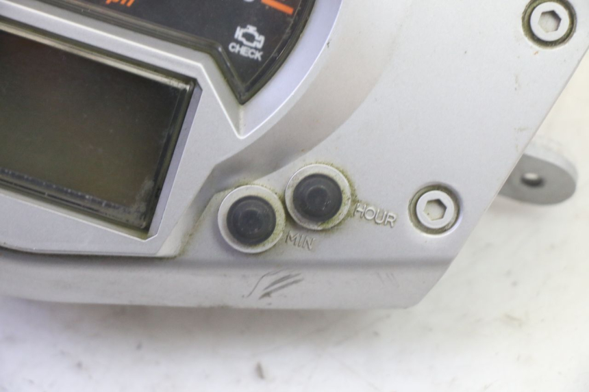 photo de LICZNIK DAELIM S1 125 (2007 - 2016) - Część sprawdzona