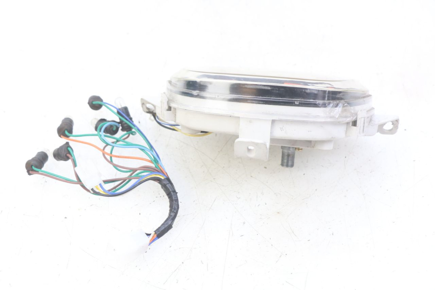 photo de LICZNIK JM MOTORS SANTANA 50 (2014 - 2023) - Stan powierzchni