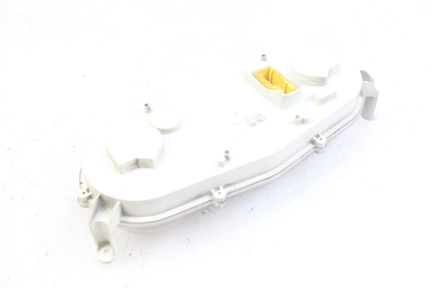 photo de LICZNIK PEUGEOT SATELIS 125 (2010 - 2012) - Zbliżenie techniczne