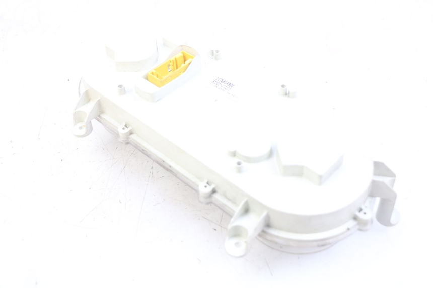 photo de LICZNIK PEUGEOT SATELIS 125 (2010 - 2012) - Widok ogólny