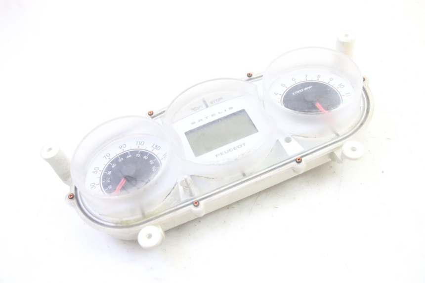 photo de LICZNIK PEUGEOT SATELIS 250 (2006 - 2012) - Punkty mocowania