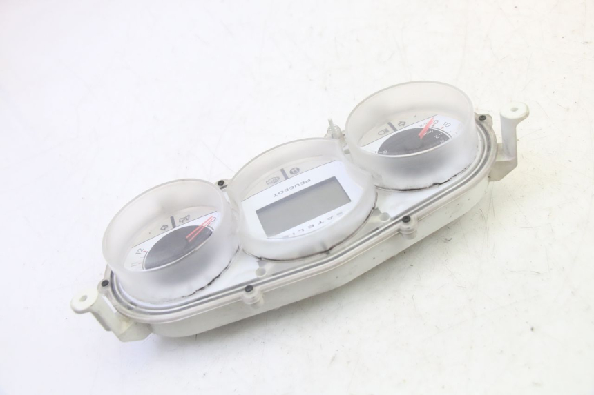 photo de LICZNIK PEUGEOT SATELIS 125 (2006 - 2009) - Stan powierzchni