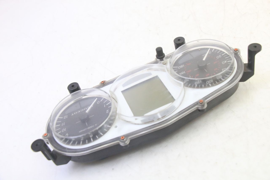 photo de LICZNIK PEUGEOT SATELIS 125 (2013 - 2018) - Punkty mocowania