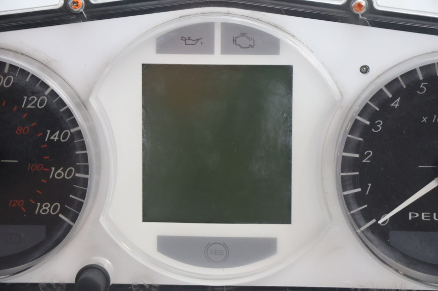 photo de LICZNIK PEUGEOT SATELIS 125 (2013 - 2018) - Zoom stanu zużycia