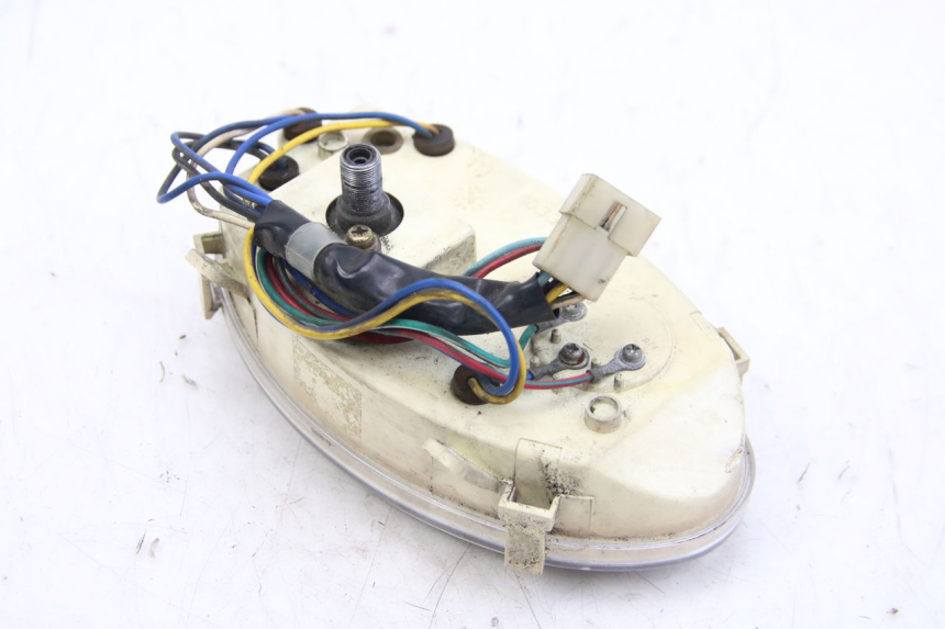 photo de LICZNIK APRILIA SCARABEO 4T 50 (2009 - 2017) - Zoom stanu zużycia