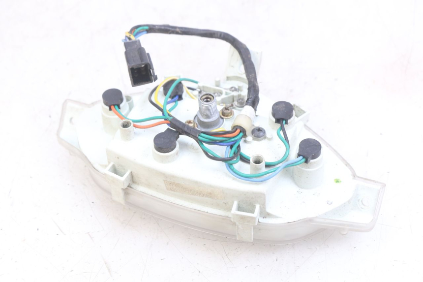 photo de LICZNIK HONDA SCV LEAD 100 (2003 - 2007) - Zbliżenie techniczne