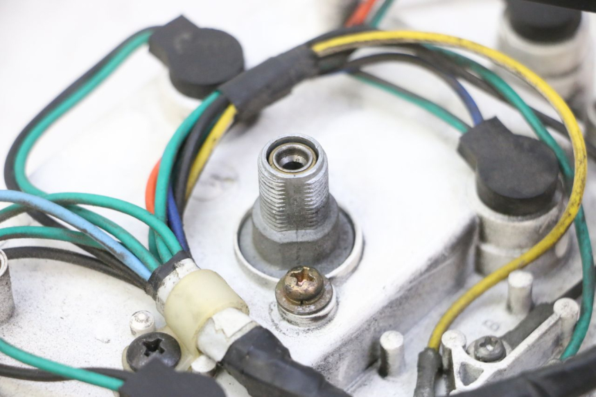 photo de LICZNIK HONDA SCV LEAD 100 (2003 - 2007) - Punkty mocowania