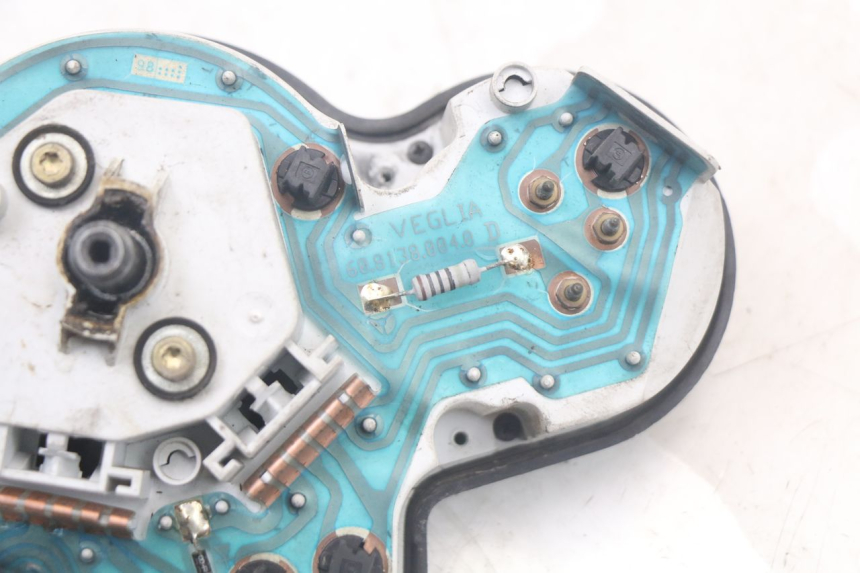 photo de LICZNIK PEUGEOT SPEEDFIGHT 100 (1997 - 2007) - Zbliżenie komponentów