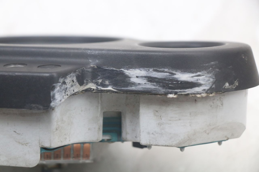 photo de LICZNIK PEUGEOT SPEEDFIGHT 100 (1997 - 2007) - Stan powierzchni