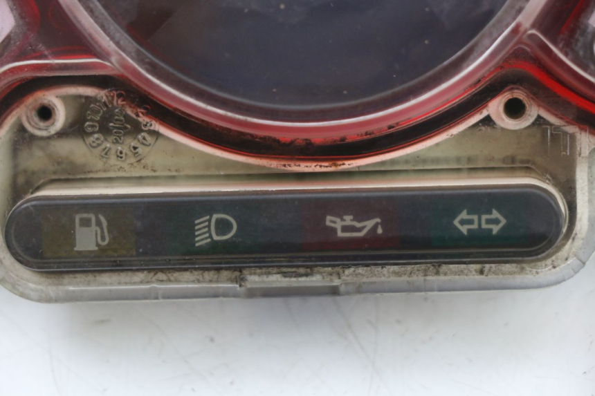 photo de LICZNIK APRILIA SR CARB LC 2T 50 (2004 - 2012) - Zbliżenie techniczne