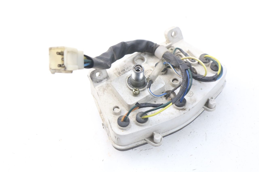 photo de LICZNIK PEUGEOT STREETZONE 2T 50 (2014 - 2019) - Zbliżenie techniczne