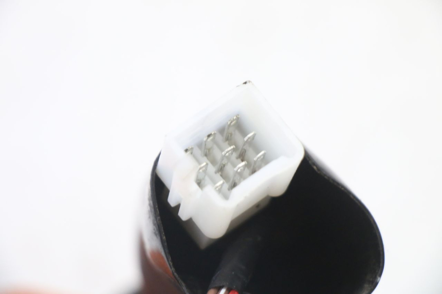 photo de LICZNIK PEUGEOT STREETZONE I NAKED 2T 50 (2018 - 2020) - Oznaczenia i referencje