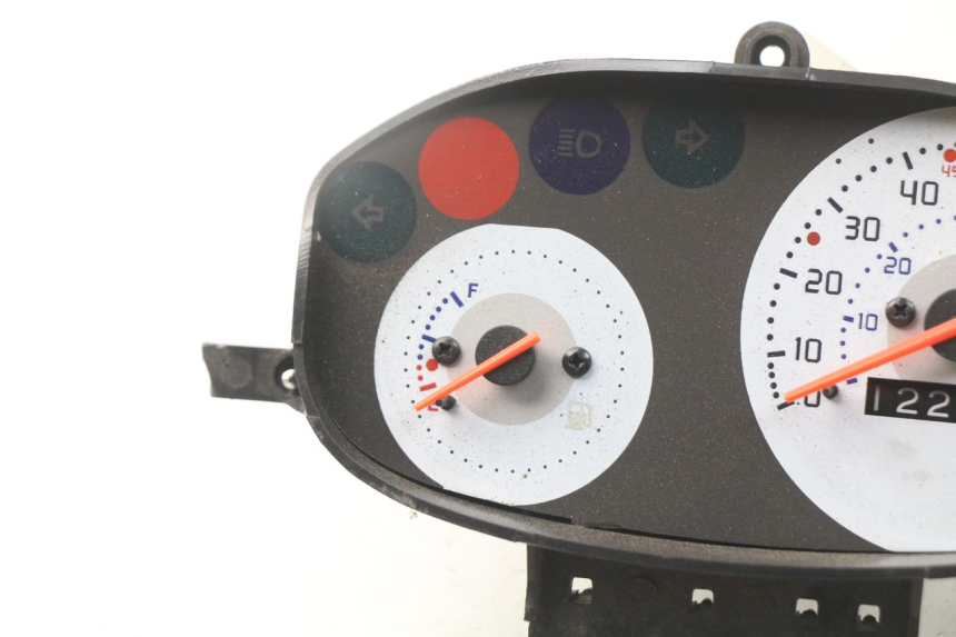 photo de LICZNIK JM MOTORS SUNNY 50 (2017 - 2020) - Stan powierzchni