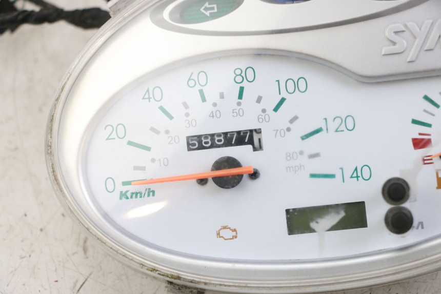 photo de LICZNIK SYM FIDDLE 3 III 125 (2014 - 2020) - Widok z bliska