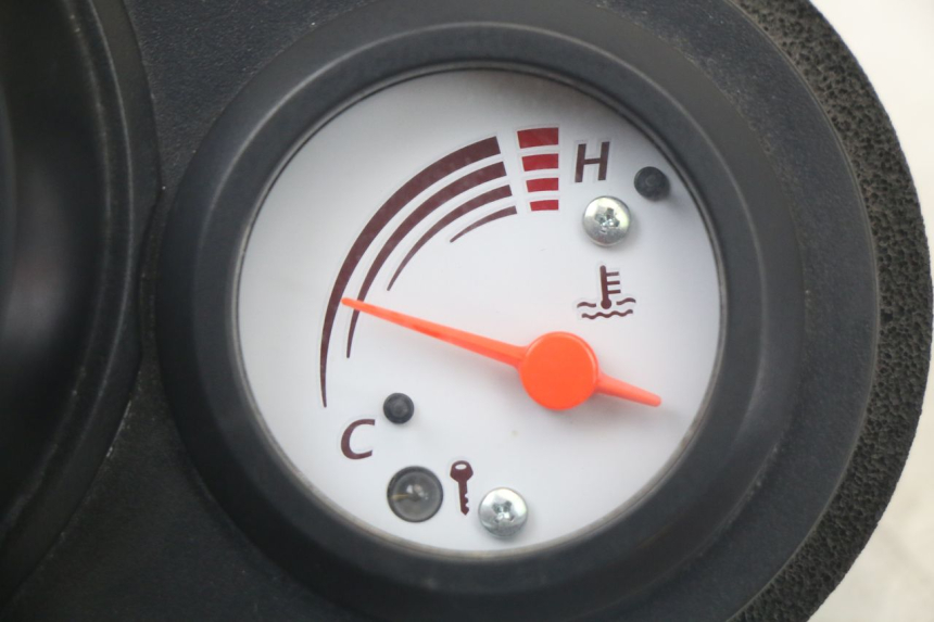 photo de LICZNIK YAMAHA TDM ABS 900 (2002 - 2014) - Inny kąt widzenia