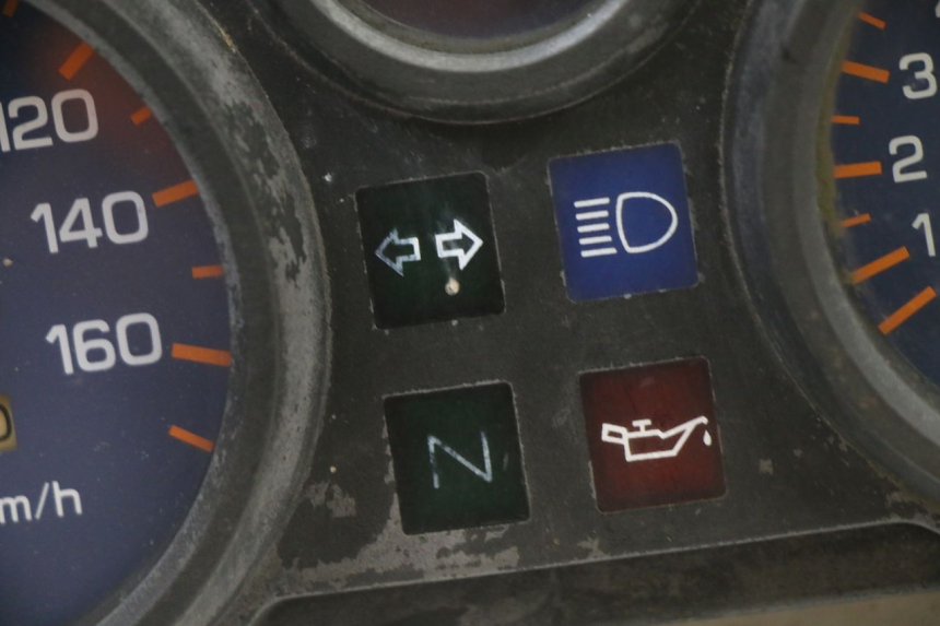 photo de LICZNIK YAMAHA TDR DELTABOX 125 (1997 - 2003) - Zbliżenie techniczne