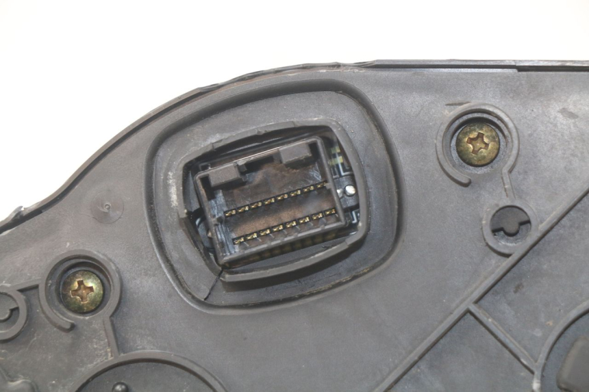 photo de LICZNIK SUZUKI TLS TL S 1000 (1997 - 2001) - Punkty mocowania