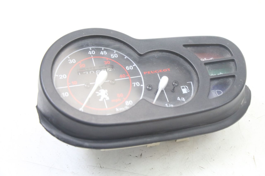 photo de LICZNIK PEUGEOT TREKKER TKR 50 (2005 - 2014) - Inny kąt widzenia
