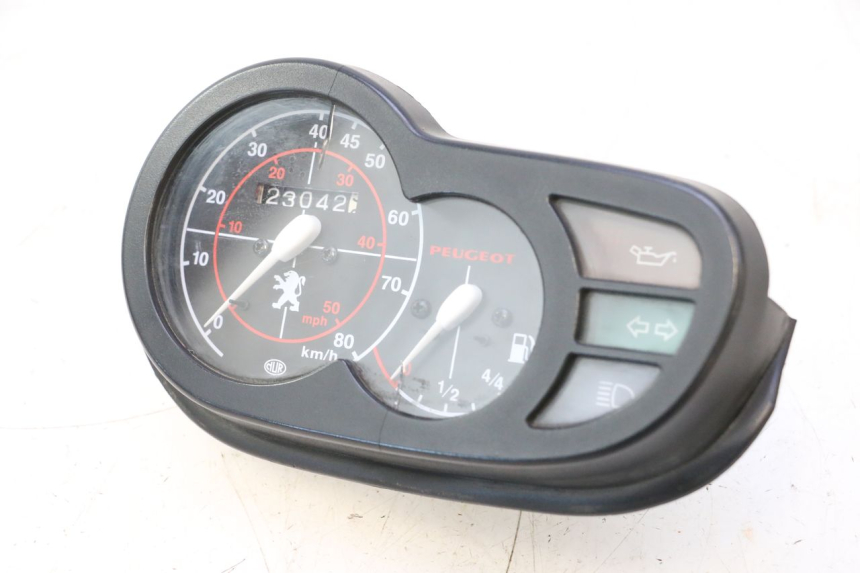 photo de LICZNIK PEUGEOT TREKKER TKR 50 (2005 - 2014) - Oznaczenia i referencje