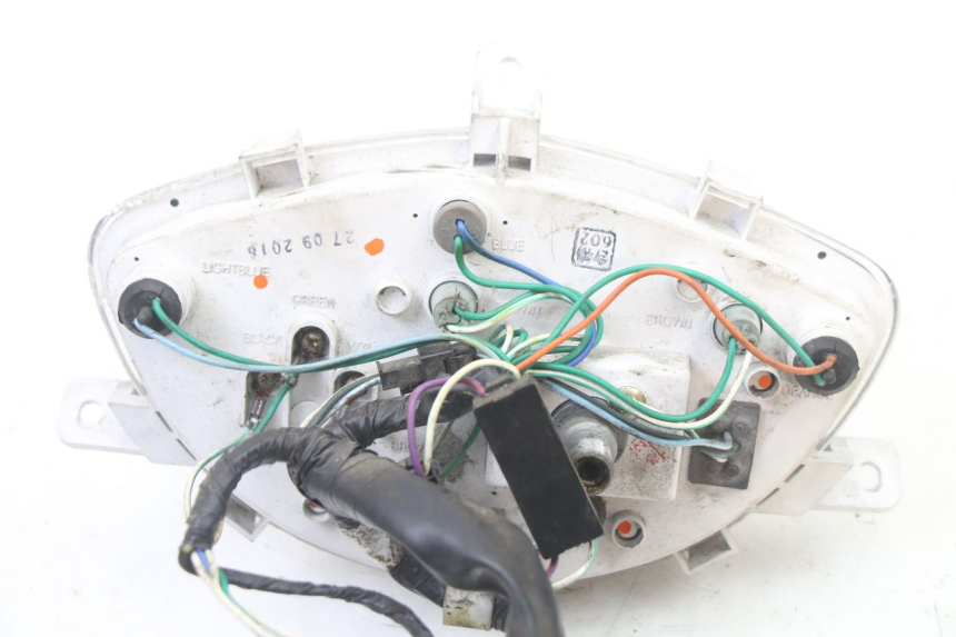 photo de LICZNIK PEUGEOT TWEET PRO CARGO 50 (2018 - 2022) - Stan powierzchni