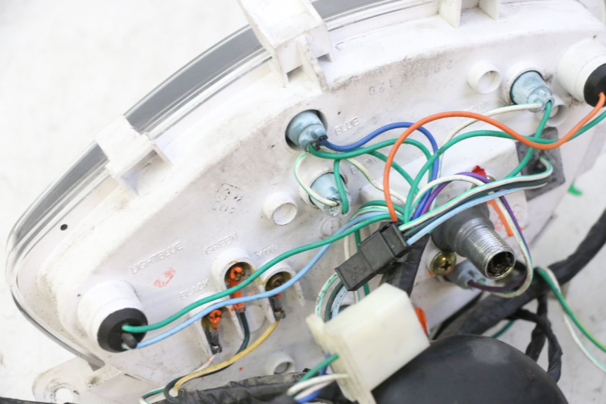 photo de LICZNIK PEUGEOT TWEET PRO CARGO 50 (2018 - 2022) - Zoom stanu zużycia