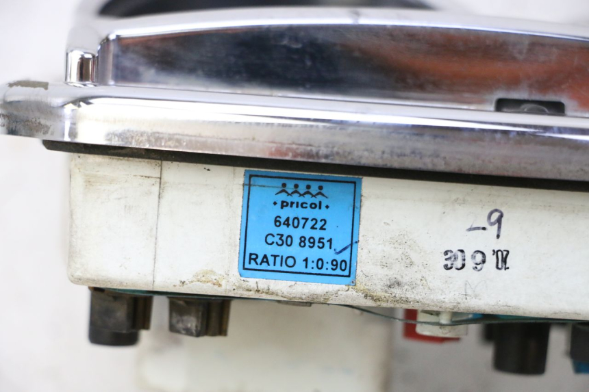 photo de LICZNIK PIAGGIO VESPA S 2T 50 (2007 - 2014) - Inny kąt widzenia