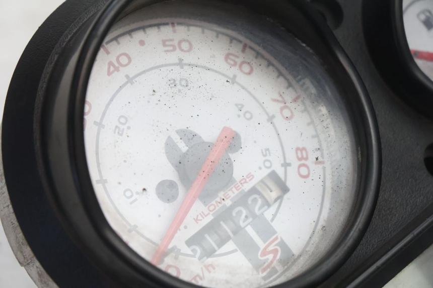 photo de LICZNIK PIAGGIO VESPA S 2T 50 (2007 - 2014) - Zoom stanu zużycia