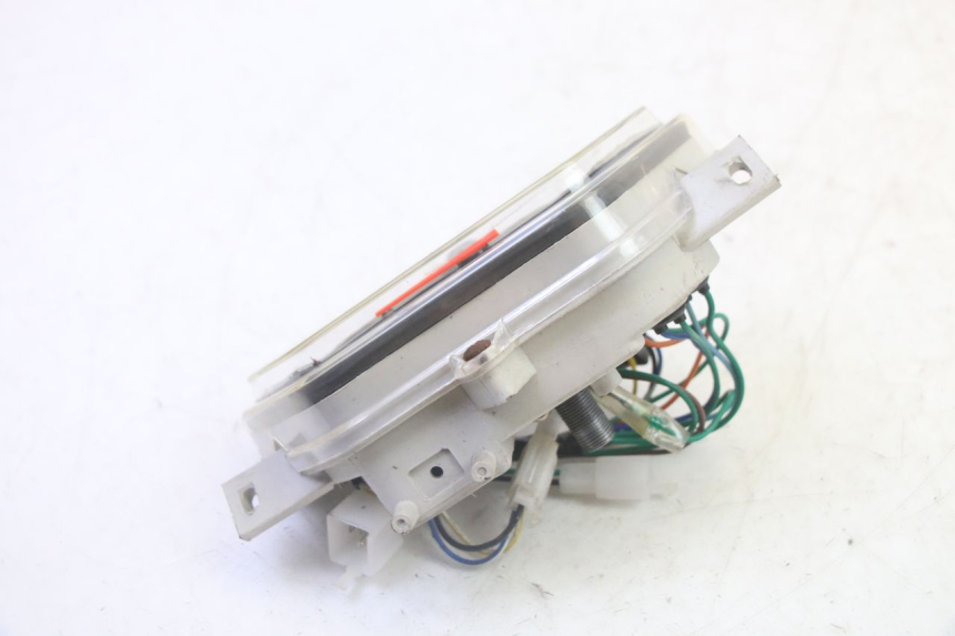 photo de LICZNIK GTS VICI 4T 50 (2020 - 2025) - Inny kąt widzenia